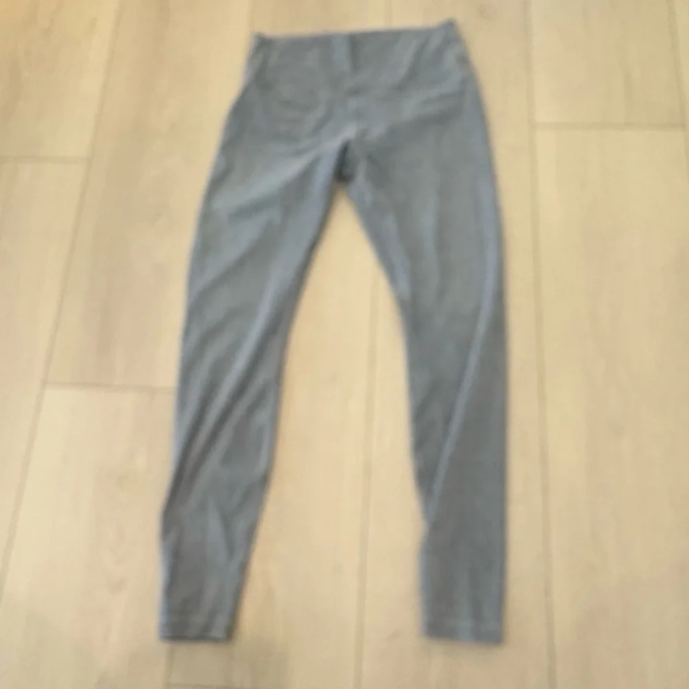 Lululemon Align High-Waisted Leggings - Picture 2 of 8